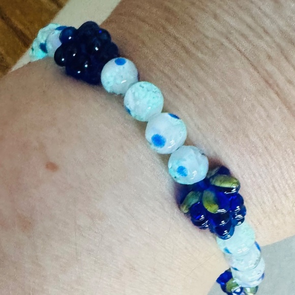 Grapes Glow Nogu Sterling Stretch Bracelett - Picture 7 of 8